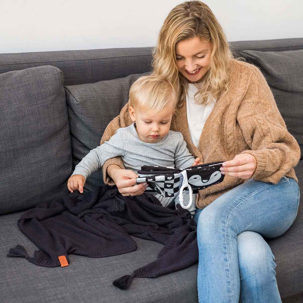 Babyono Libro blando de actividades sensorial