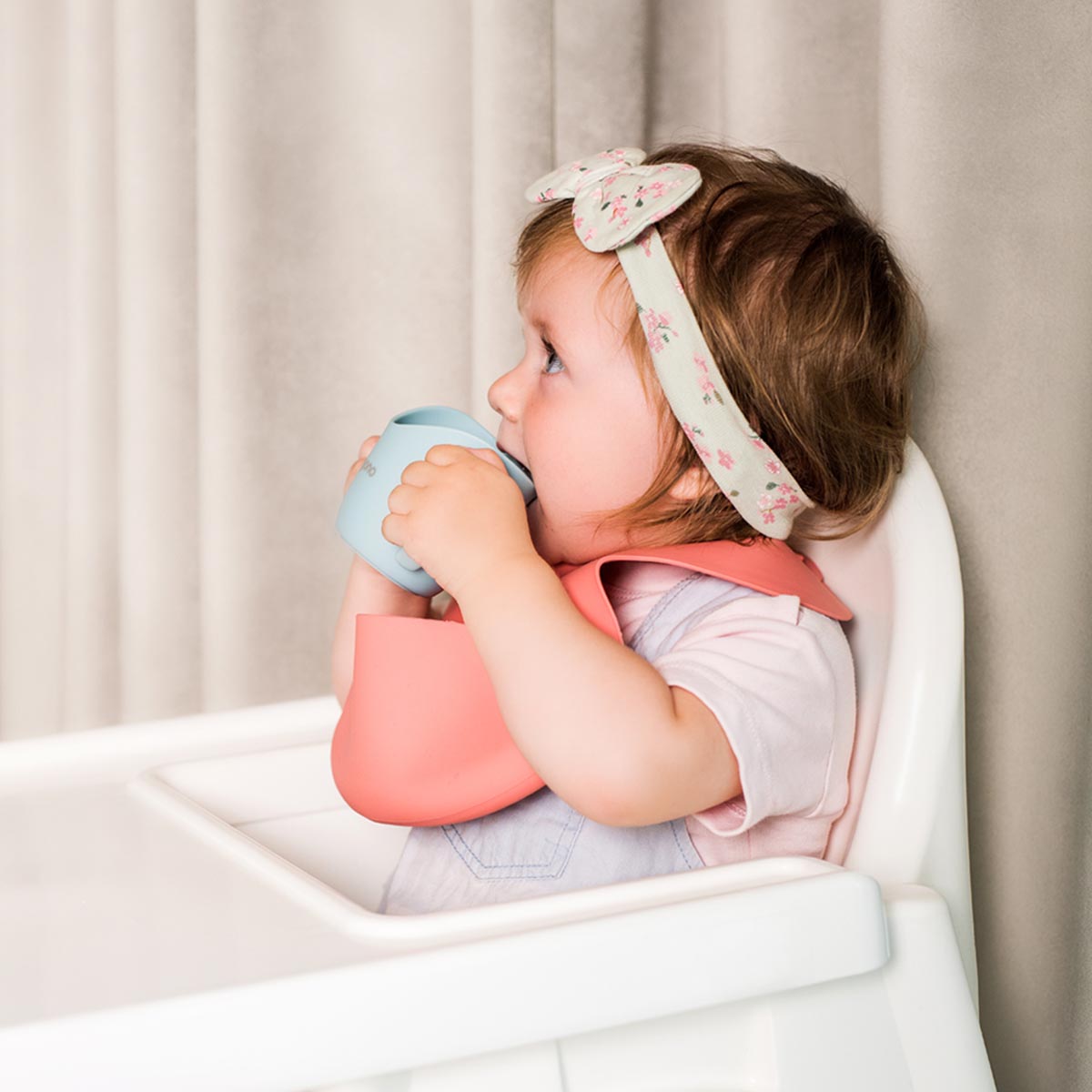 Babyono Taza infantil ergonomica aprendizaje FLOW 120 ml