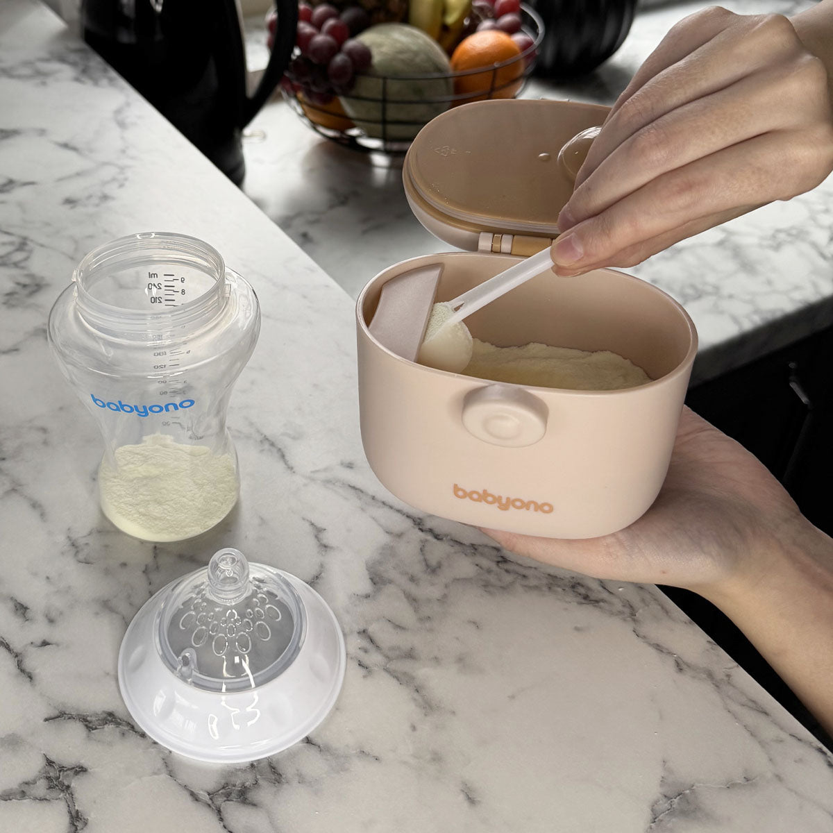 Babyono Dosificador de leche en polvo portatil