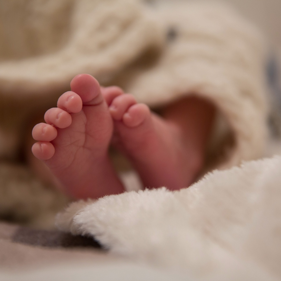 ¿Qué Esperar en los Primeros Meses como Padres?