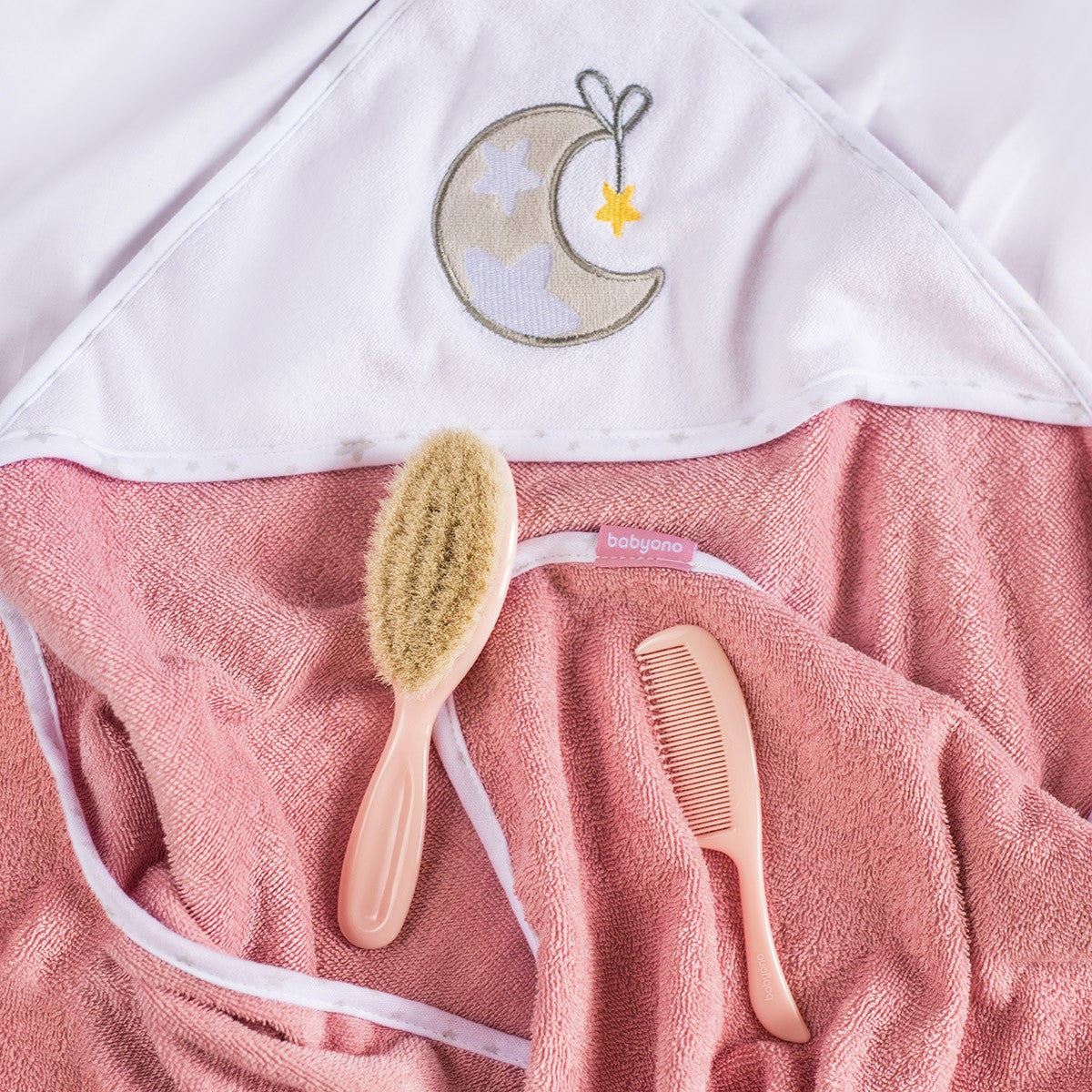 Babyono Set Cepillo y Peine con cerdas naturales extra suaves