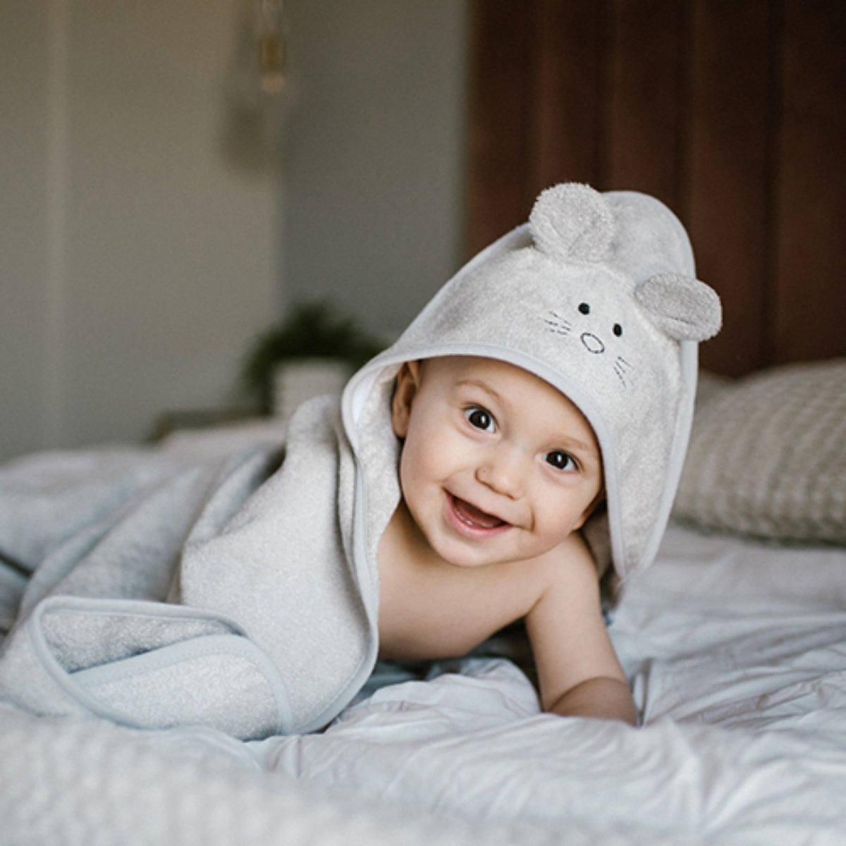Babyono Capa de baño Bamboo XL para bebés conejito