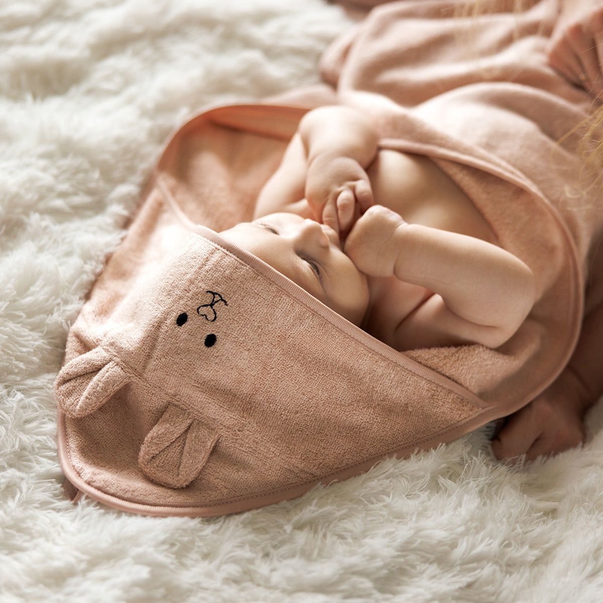 Babyono Capa de baño Bamboo XL para bebés conejito