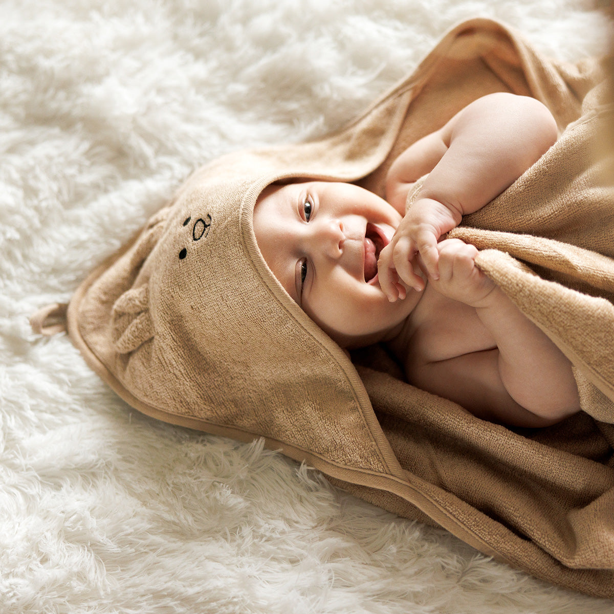 Babyono Capa de baño Bamboo XL para bebés conejito